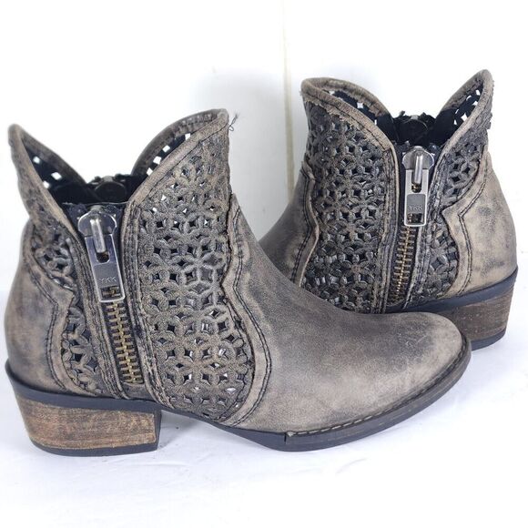 Corral CircleG Women’s US6,5 Leather Distressed Gray Cutout Ankle Western Boots - Picture 10 of 16